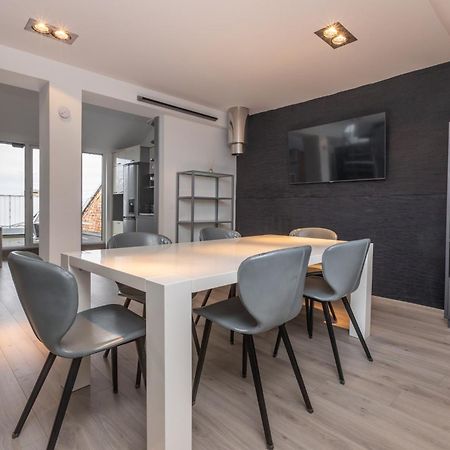 Penthouse Apartment With Terrace Riga Luaran gambar