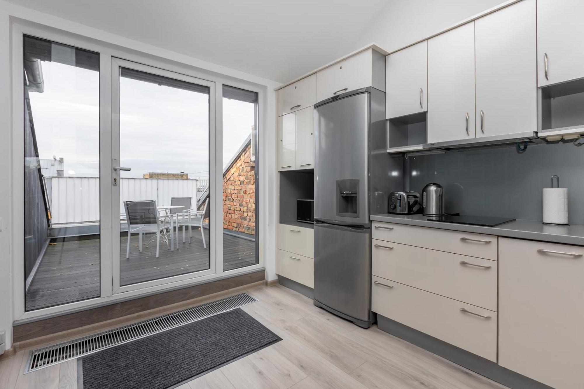 Penthouse Apartment With Terrace Riga Luaran gambar