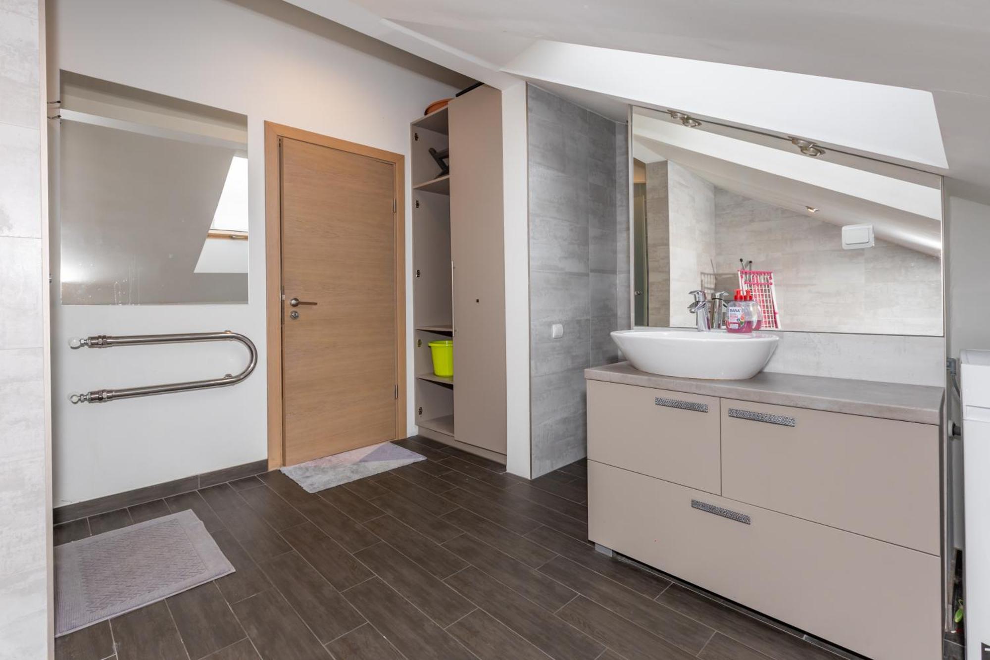 Penthouse Apartment With Terrace Riga Luaran gambar